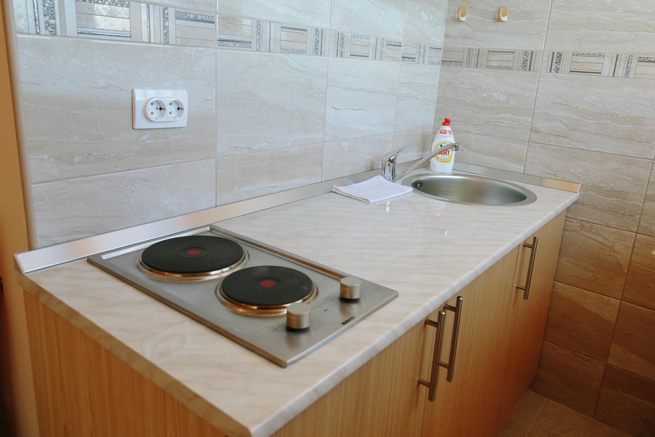 Sun City Apartments Требинье Экстерьер фото