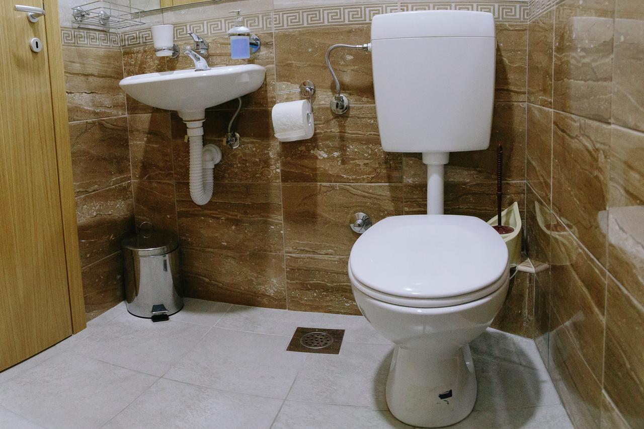 Sun City Apartments Требинье Экстерьер фото